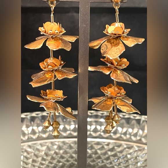 Jewelry - Gold Floral Drop Earrings - Women Jewelry